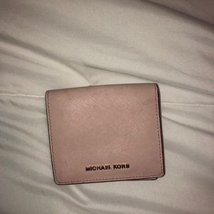 michael kors pink wallet